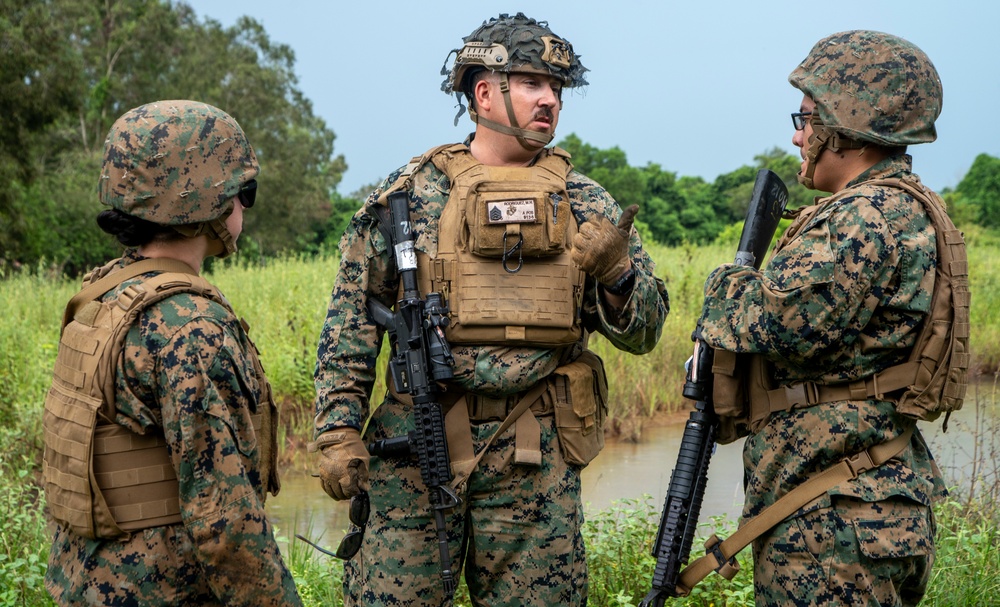 MRF-SEA Marines conduct Patrol During Corporals Course in Palawan