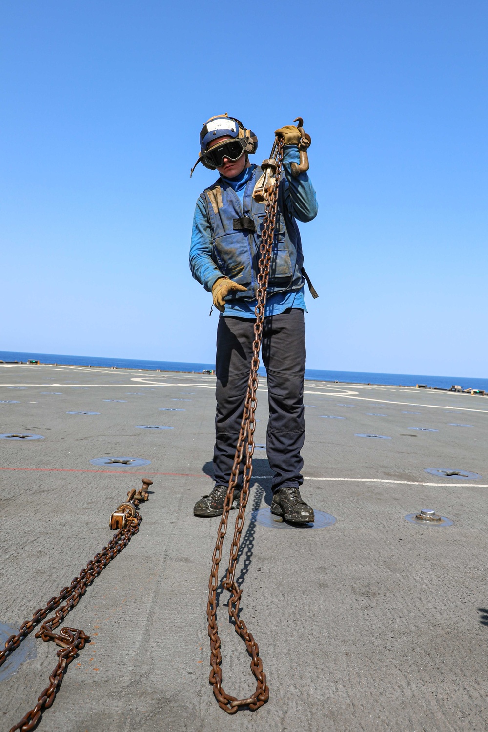 USS Carter Hall (LSD 50) Conducts Flight Operations, Oct. 31, 2023