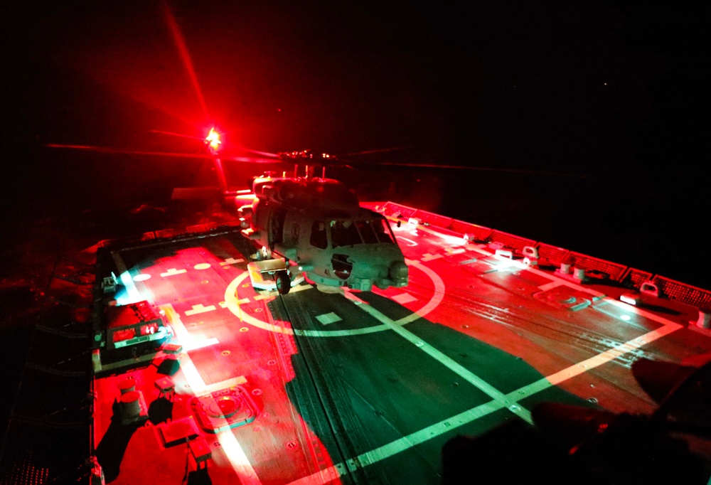 USS Dewey (DDG 105) Conducts Flight Operations in the South China Sea