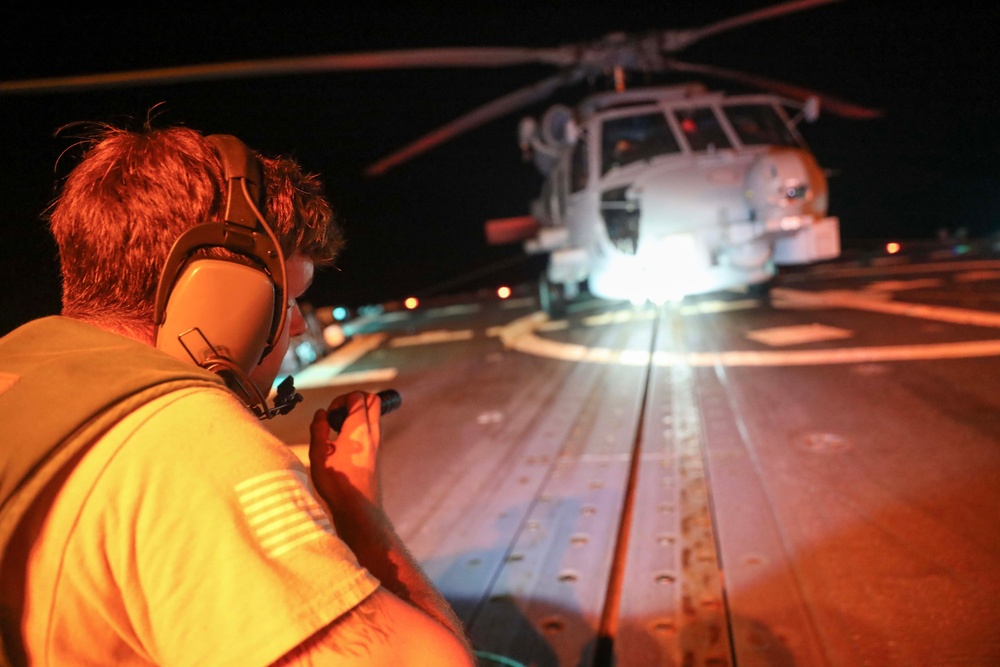 USS Dewey (DDG 105) Conducts Flight Operations in the South China Sea