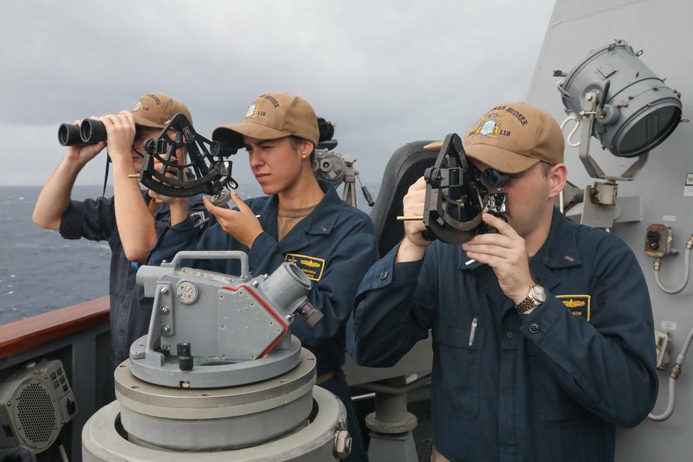 USS Thomas Hudner Conducts a Replenishment at Sea with USNS Amelia Earhart in the U.S. 5th Fleet