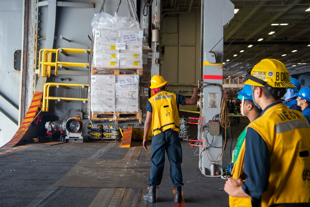 USS Carl Vinson (CVN 70) Sailors Conduct Replenishment-at-Sea