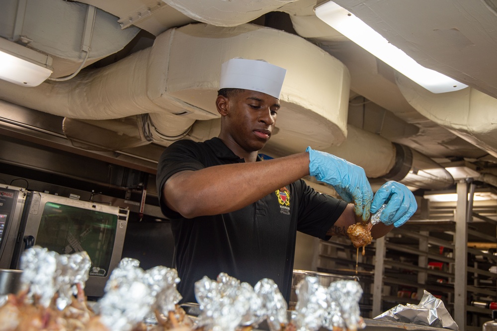 USS Ronald Reagan (CVN 76) hosts final round of cooking competition
