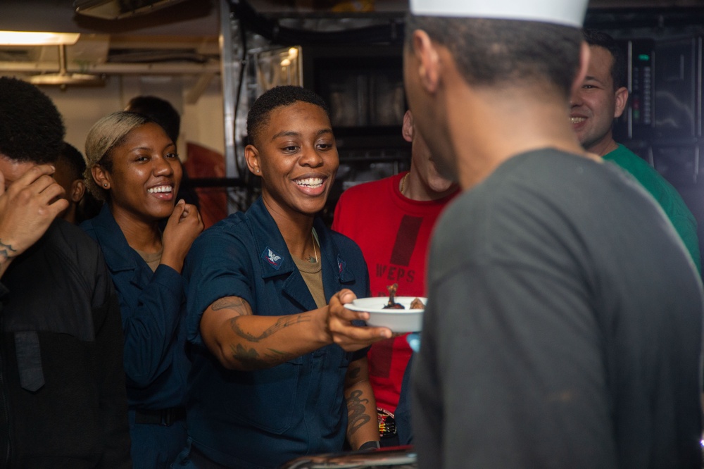 USS Ronald Reagan (CVN 76) hosts final round of cooking competition