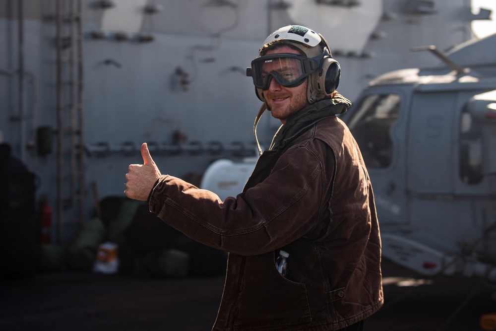 USS Ronald Reagan (CVN 76) hosts ship tour for lovelytheband