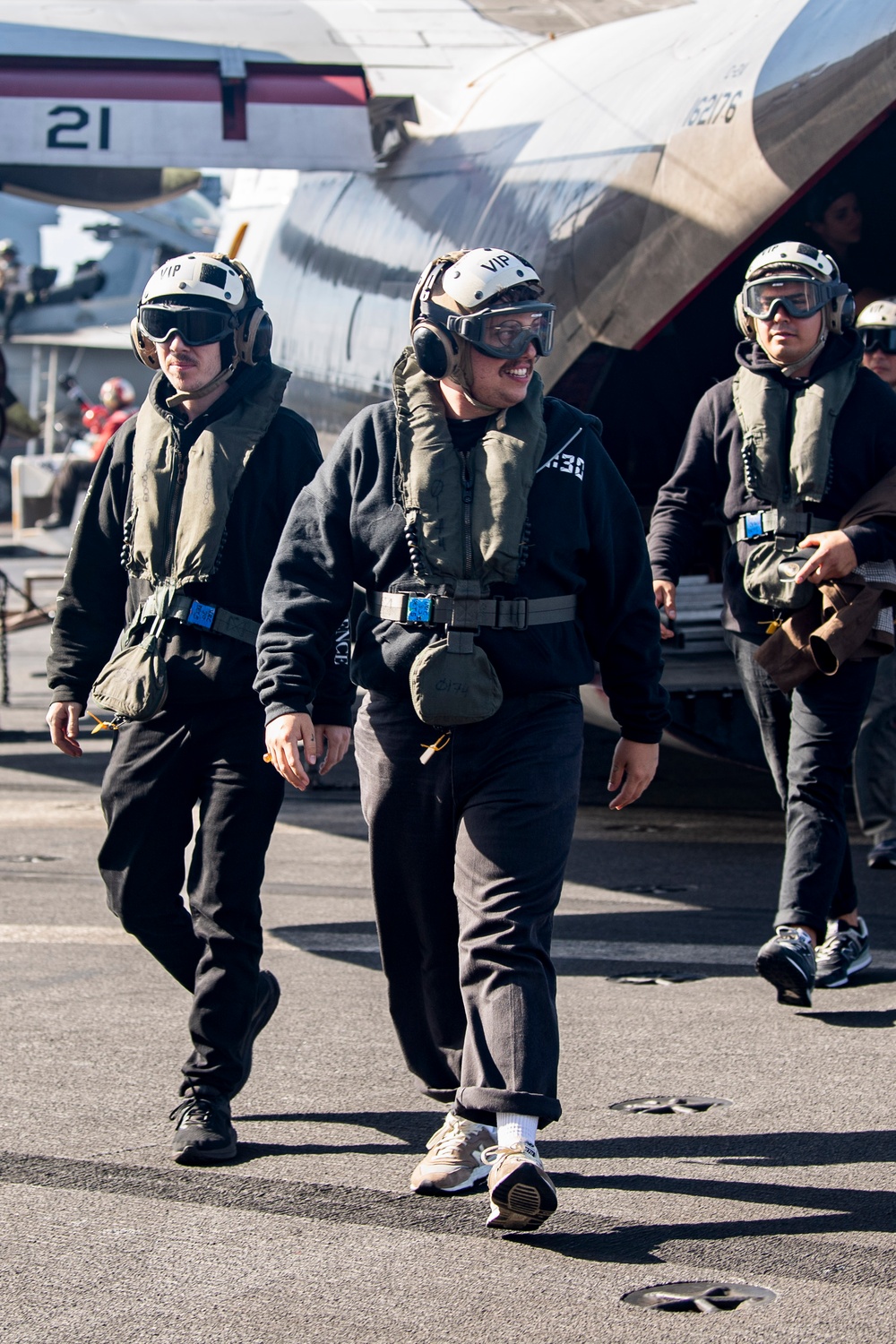 USS Ronald Reagan (CVN 76) hosts ship tour for lovelytheband