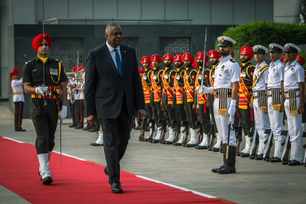 SECDEF Arrives in New Delhi