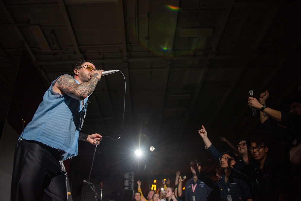 USS Ronald Reagan (CVN 76) and Navy Entertainment host lovelytheband concert