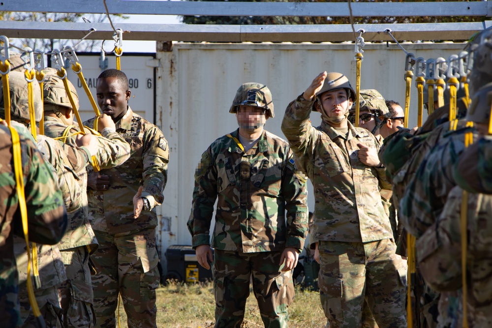 Paratroopers with Special Operations Command Europe jump with partners from Moldova