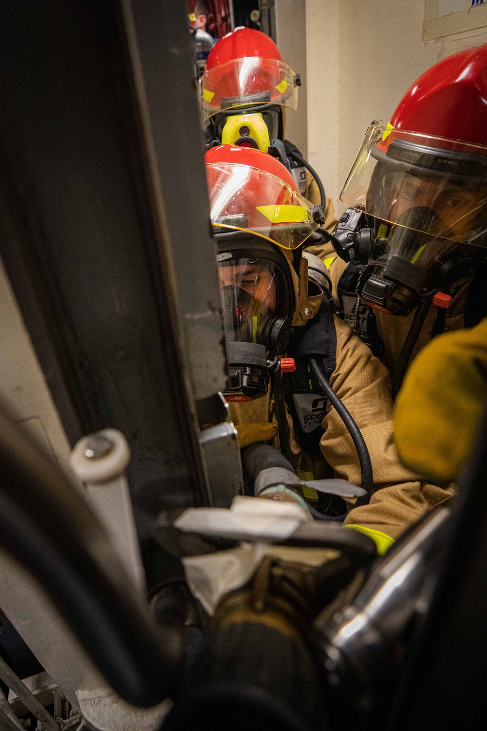 USS Carney Conducts Fire Drills