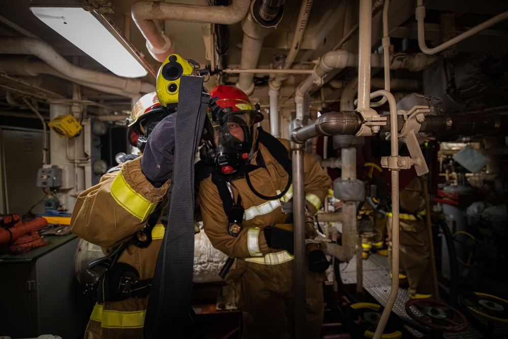 USS Carney Conducts Fire Drills