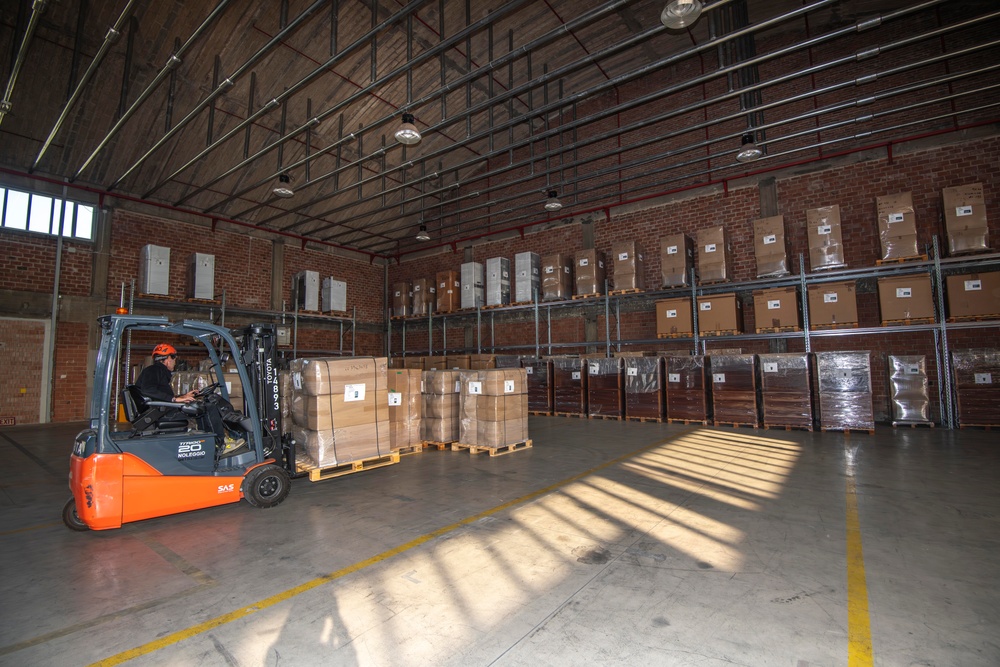 Humanitarian Assistance Program, Italy - shipment to Armenia
