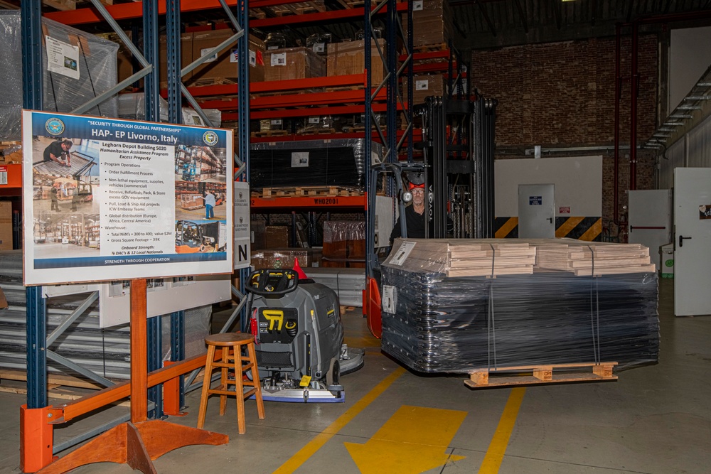 Humanitarian Assistance Program, Italy - shipment to Armenia