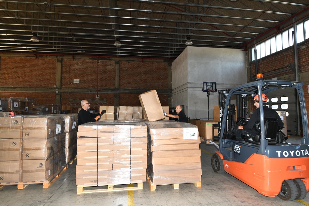 Humanitarian Assistance Program, Italy - shipment to Armenia