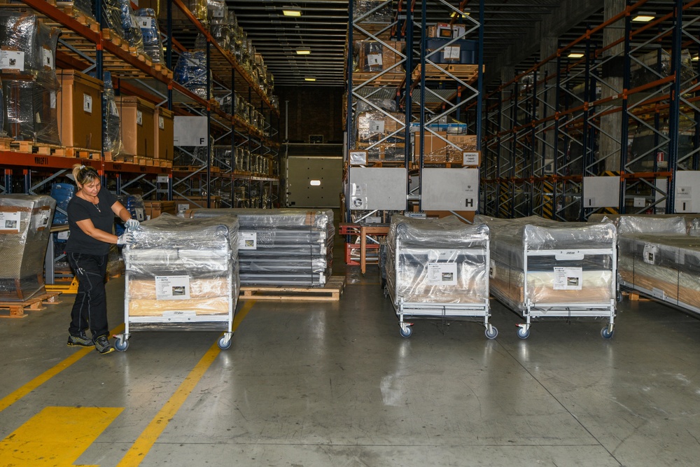 Humanitarian Assistance Program, Italy - shipment to Armenia