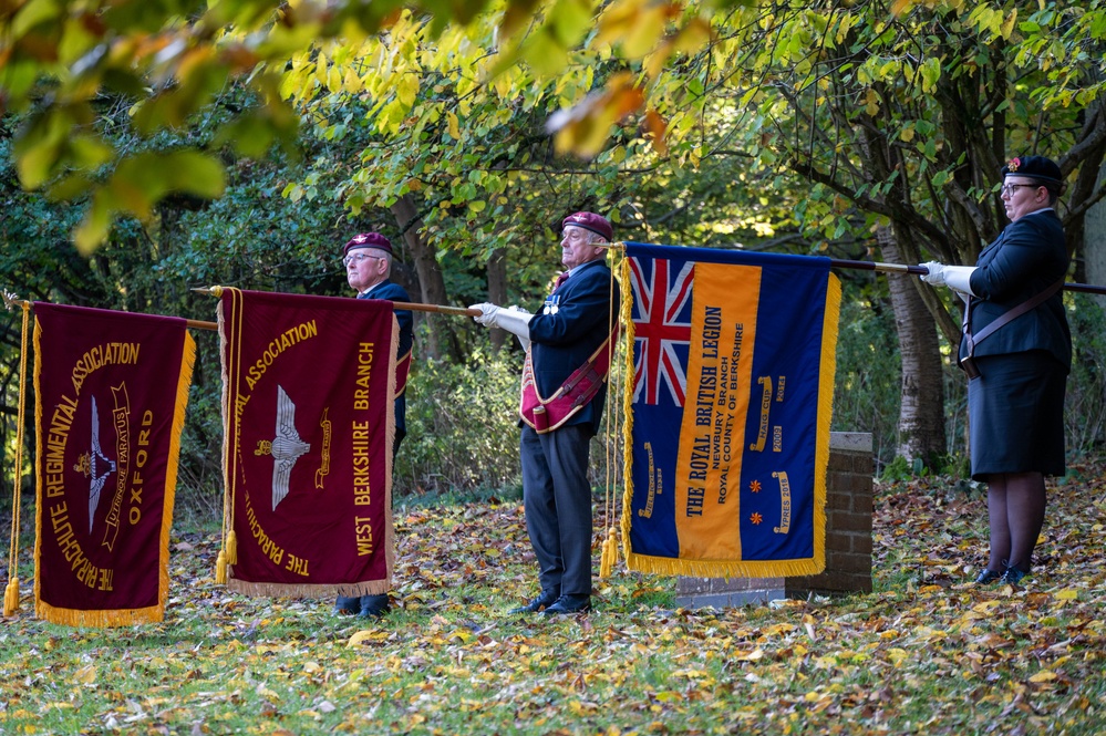 Pathfinders, Royal Air Force hold joint Remembrance Day ceremony