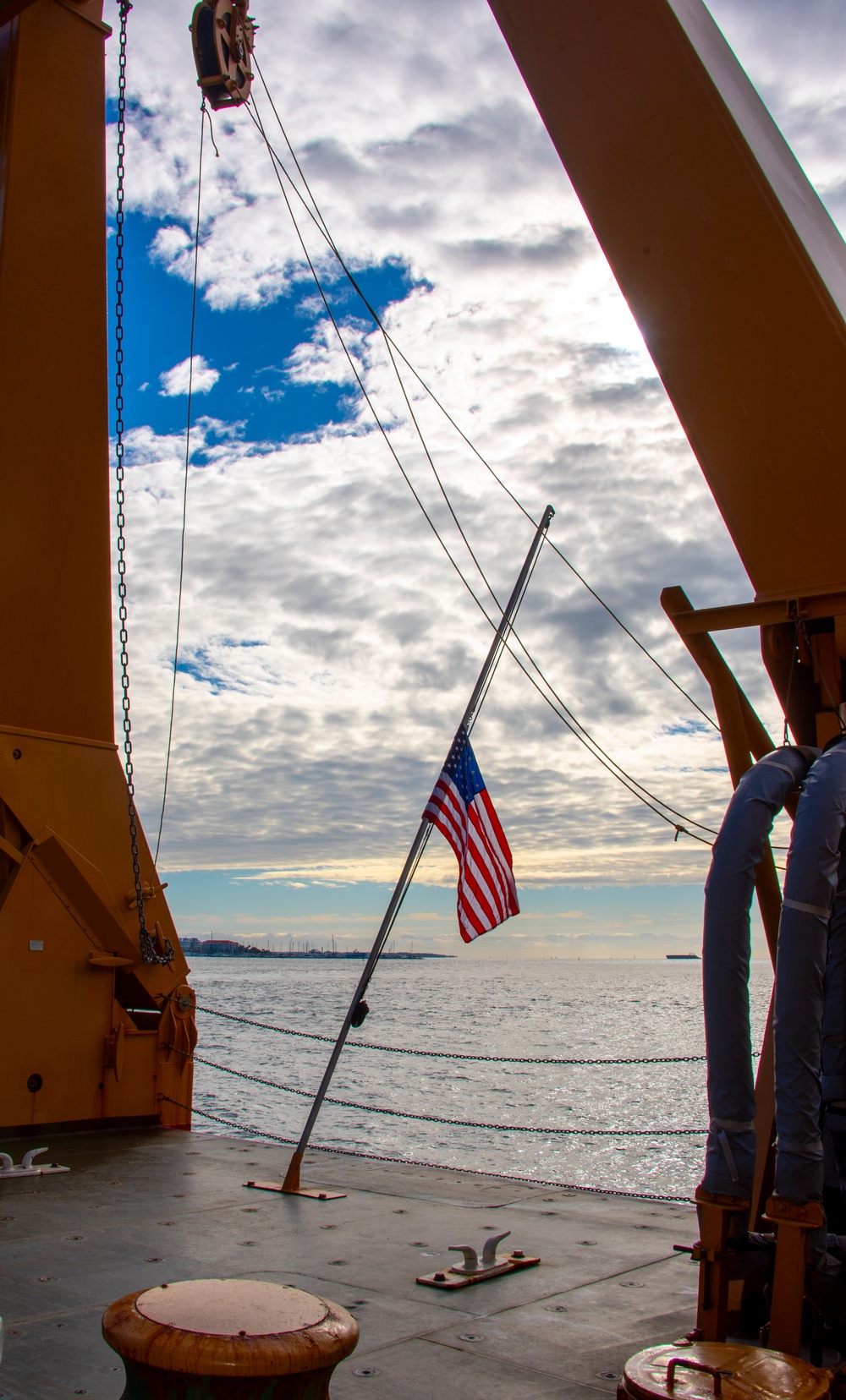 Coast Guard Cutter Healy visits Charleston