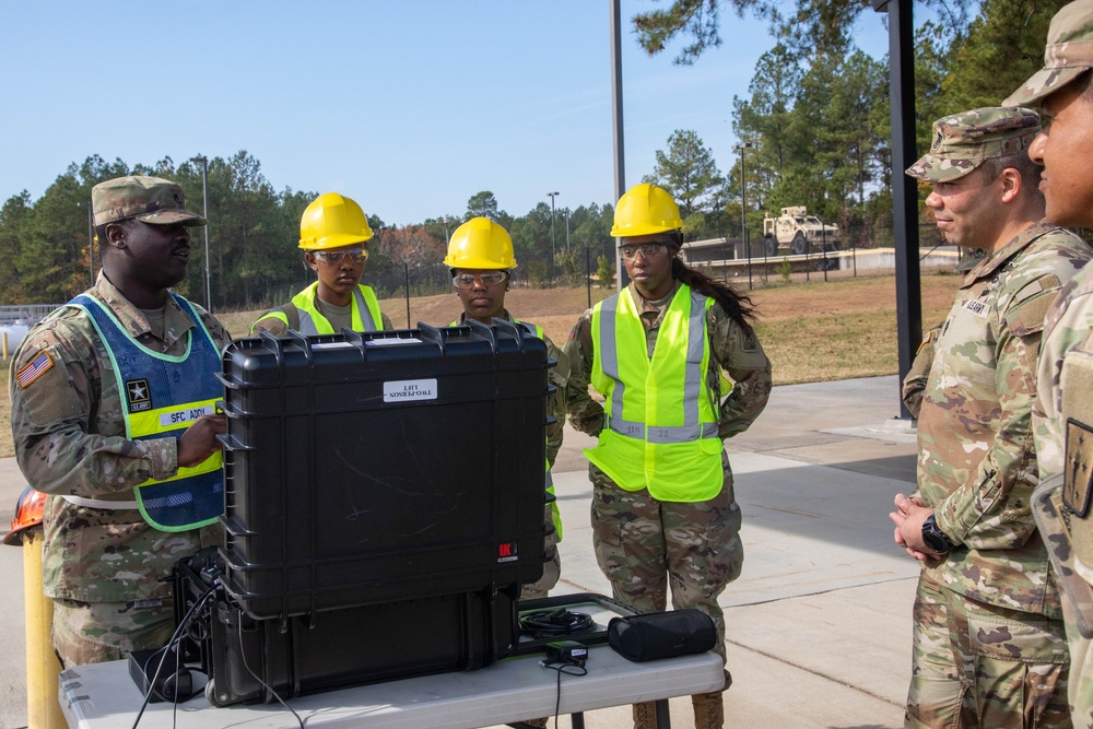 CSM Raymond S. Harris visits CASCOM