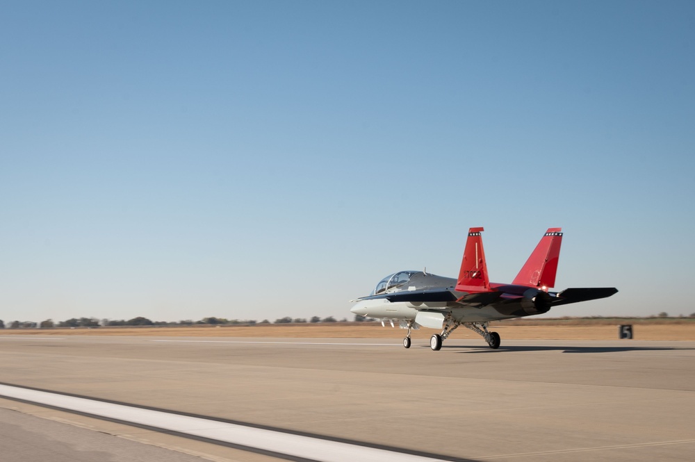 T-7A Red Hawk visits Vance enroute to Edwards AFB for testing