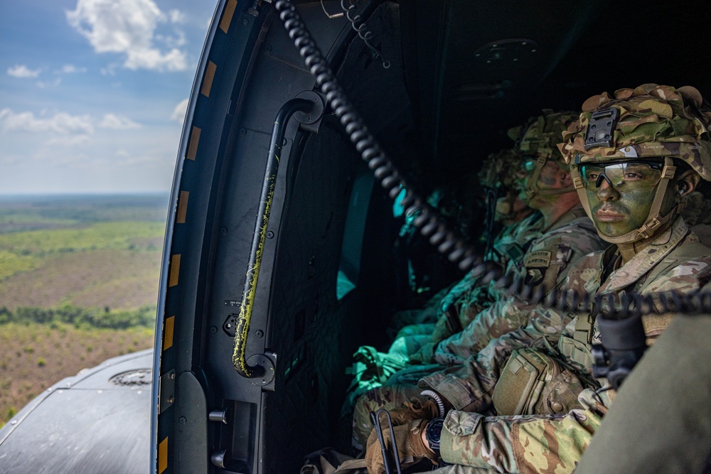 101st Airborne Division (Air Assault), Brazilian army soldiers conduct air assault during SV24