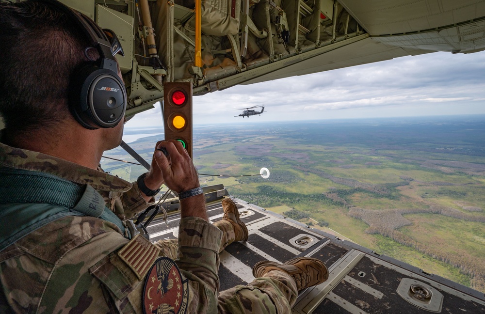 301st Rescue Squadron hosts Turkey Shoot