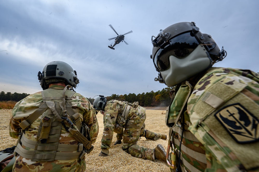 1-171st GSAB trains MEDEVAC with 44th IBCT