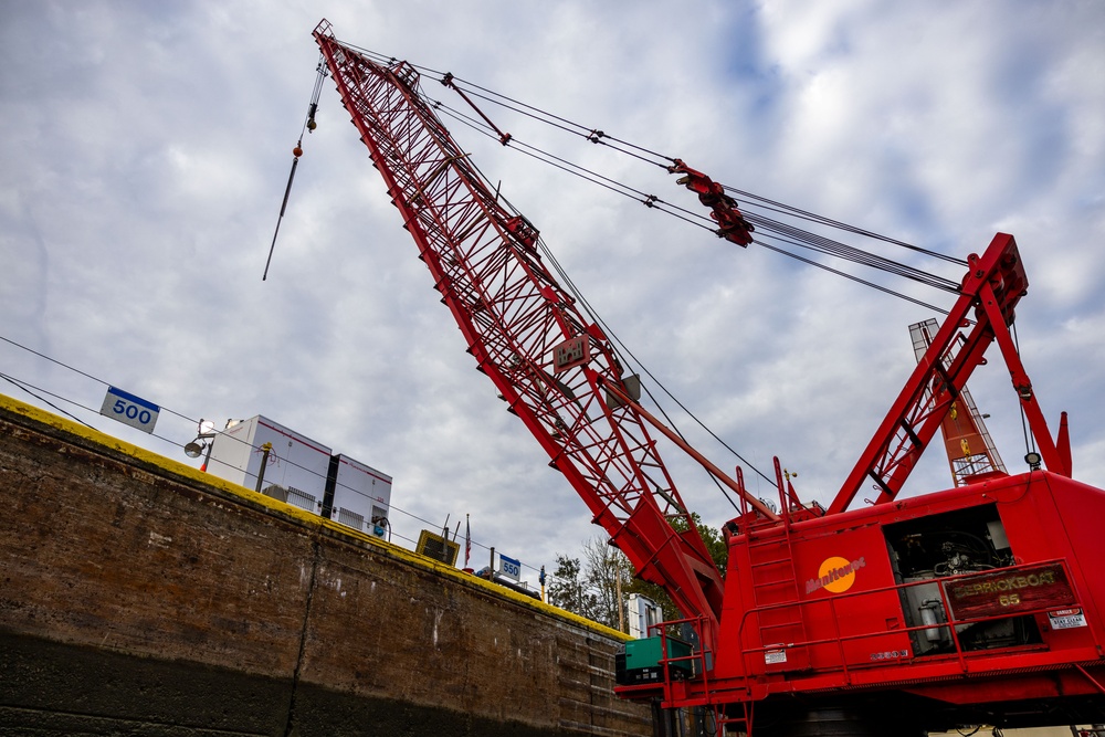 Medium Capacity Fleet keeps navigation moving on Ohio River