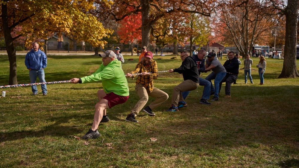 ILNG Organizational Day at Camp Lincoln Builds Esprit De Corps