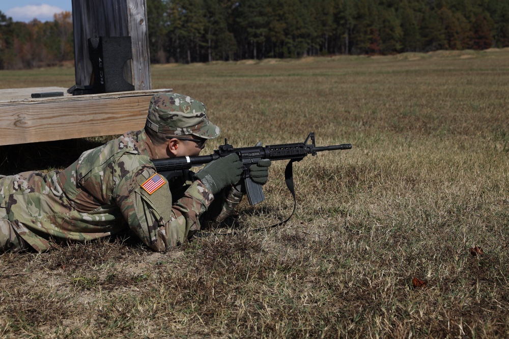 Best Squad Snapshot: Army Sgt. 1st Class James Elliott M4 Rifle Qualification