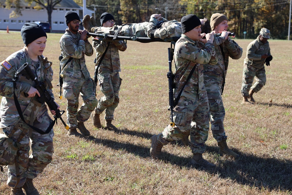 Best Squad Snapshot: Army Sgt. 1st Class James Elliott Medical Tasks