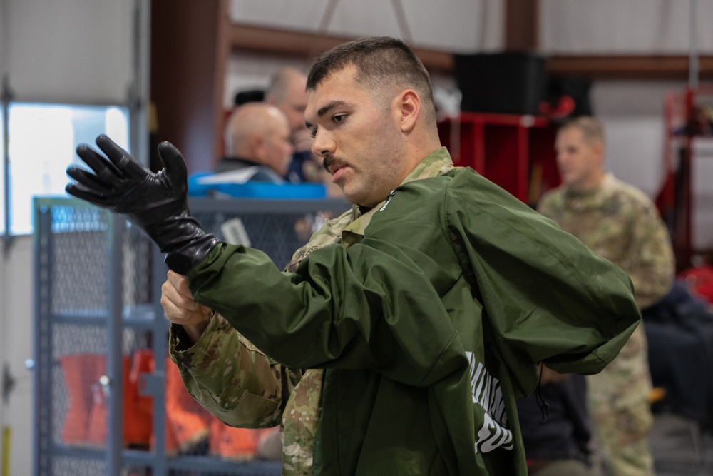 Gen. Hokanson visits 102nd CERFP