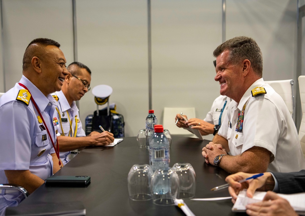 Commander, U.S. Pacific Fleet attends Indo Pacific International Maritime Exposition 2023