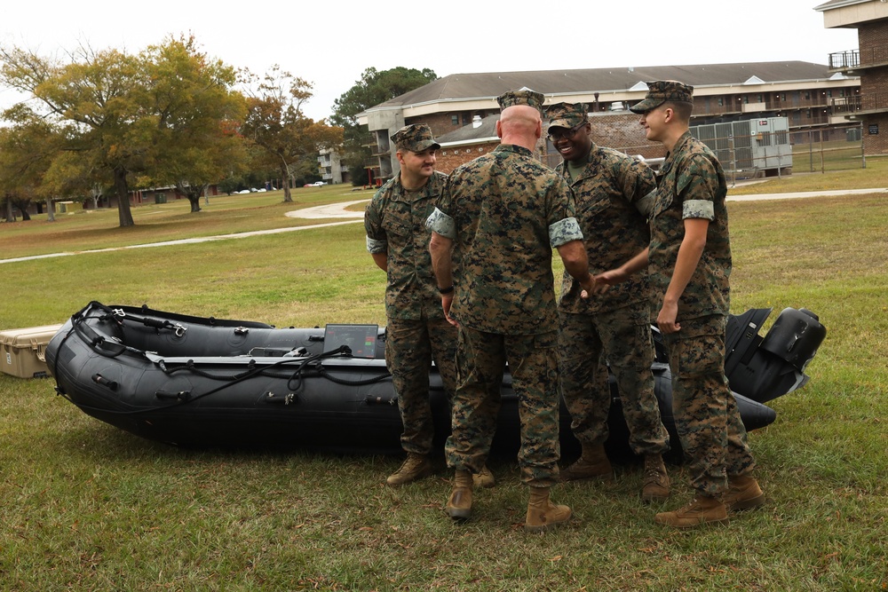 II MEF Commanding General Tours 2nd MLG