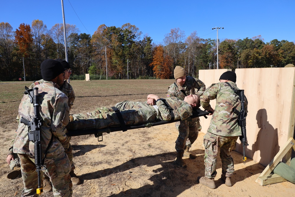 Best Squad Snapshot: Army Staff Sgt. Phillip Rappe Medical Tasks