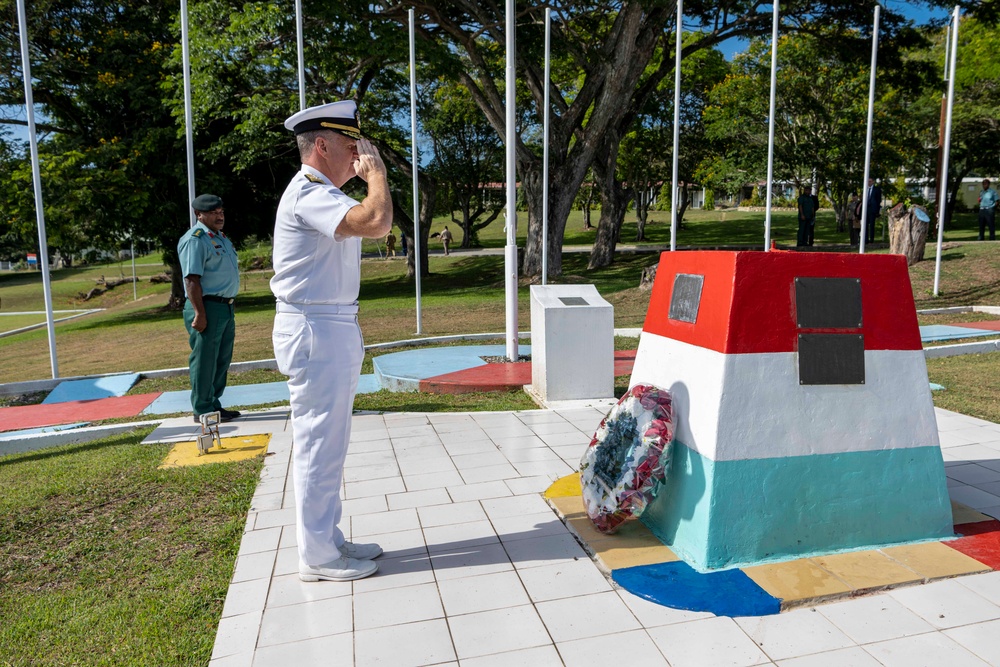 Commander, U.S. Pacific Fleet visits Papua New Guinea