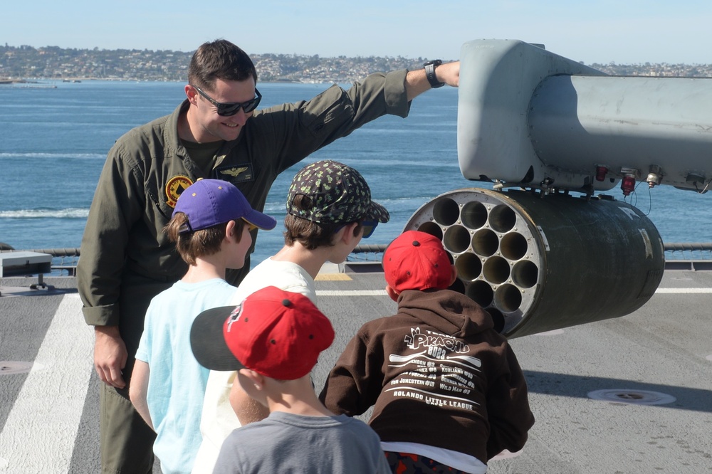 USS Jackson (LCS 6) host ship tour in Support of Fleet Week San Diego 2023