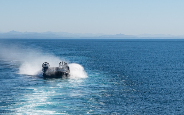 ACU 5 Returns to USS Somerset