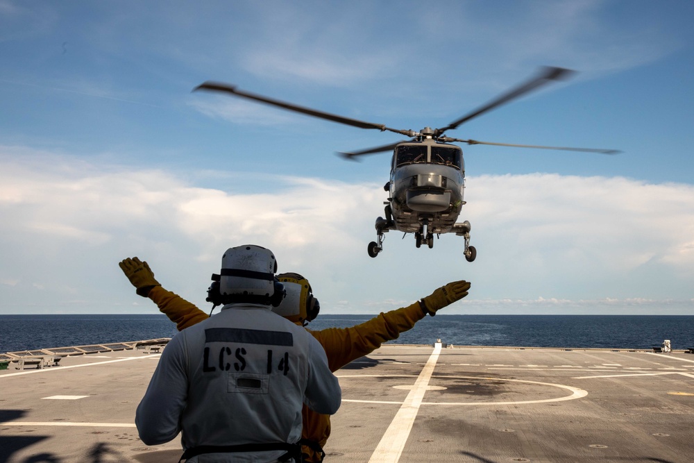 USS Manchester Conducts Flight Operations with Royal Malaysian Navy