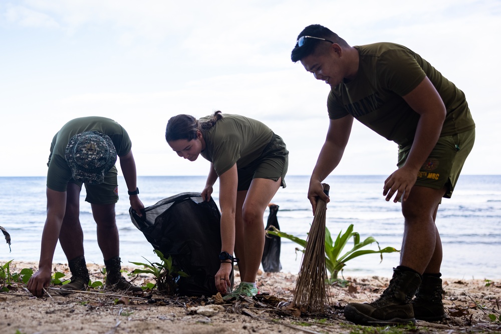 KAMANDAG 7: USS Stingray Memorial Clean Up