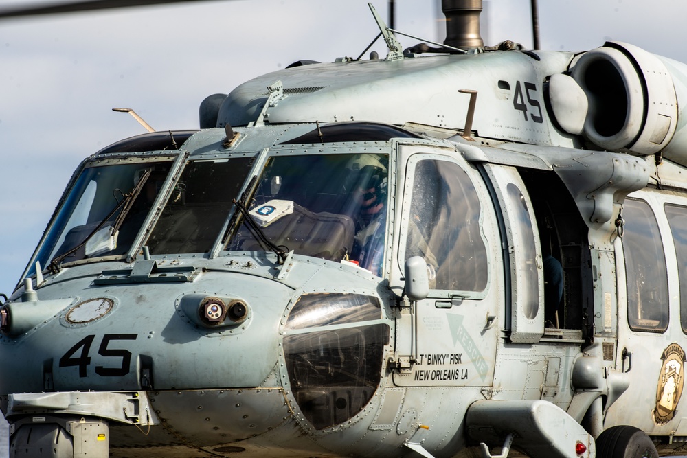 Marines, Sailors Conduct Flight Operations Aboard Harpers Ferry