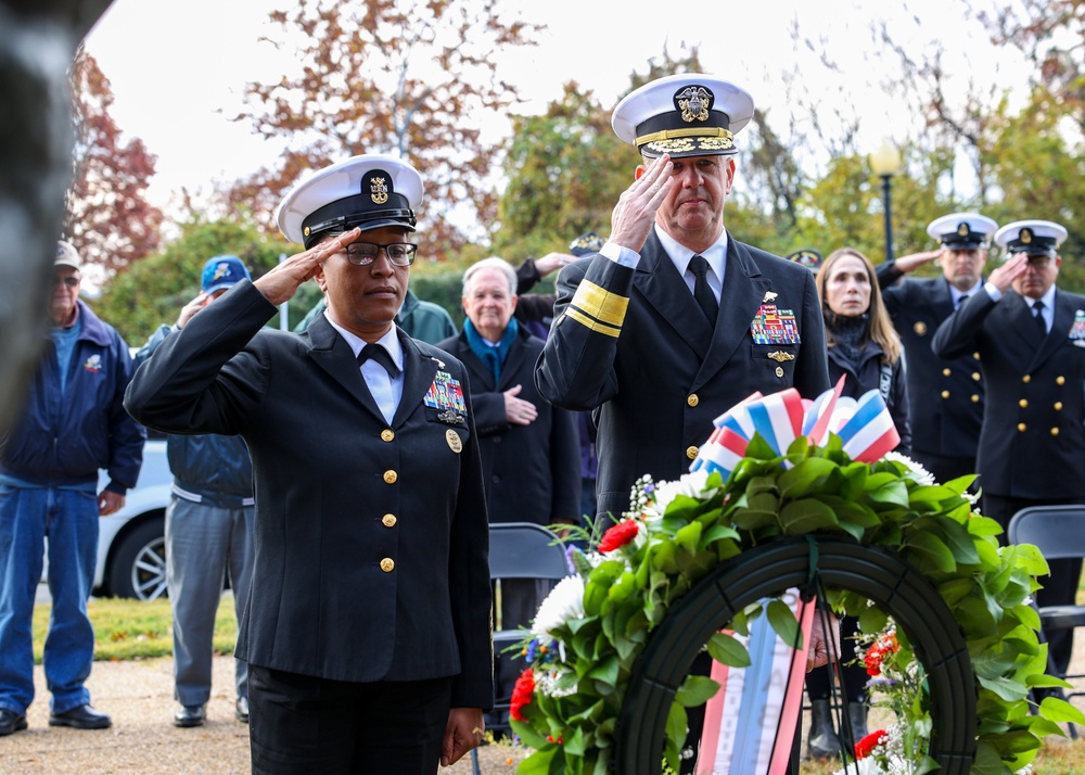 NAVFAC HQ Holds Veterans Day Wreath Laying Ceremony