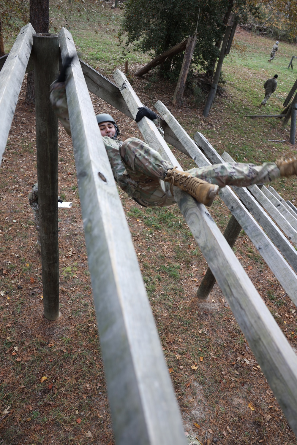 Best Squad Snapshot: Army Pfc. Joey Asmus Obstacle Course