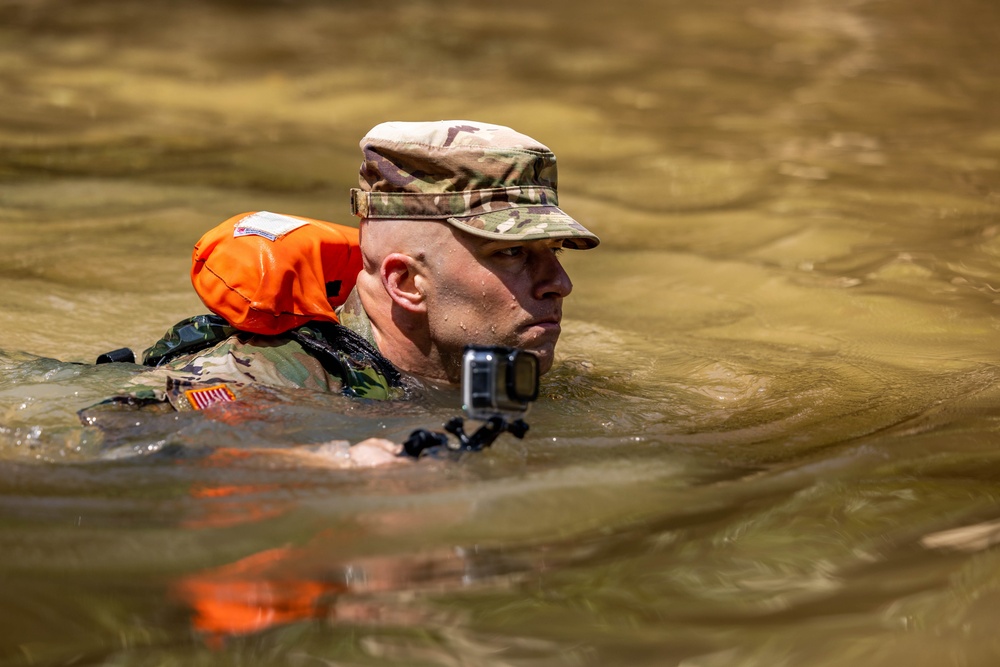 ARSOUTH Soldier and Drill Sergeant reunited at Southern Vanguard 24