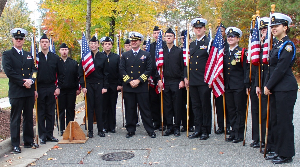 NWS Yorktown Commanding Officer meets with Tabb High School NJROTC cadets during Veterans Day Event