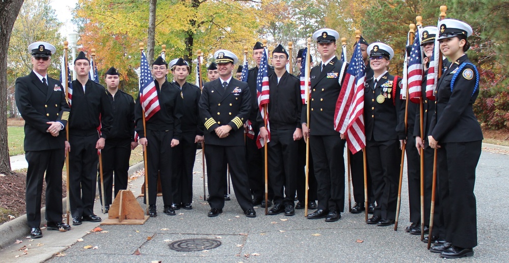 NWS Yorktown Commanding Officer meets with Tabb High School NJROTC cadets during Veterans Day Event