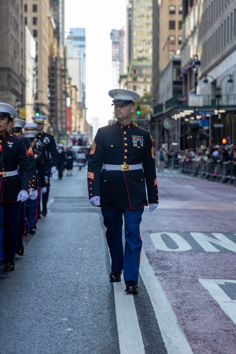 USS New York participates in the New York Veteran's day parade