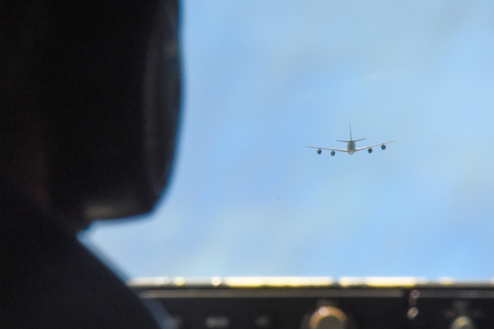 B-52 Air Refueling