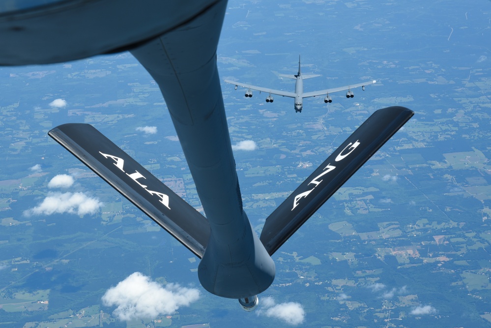 B-52 Air Refueling