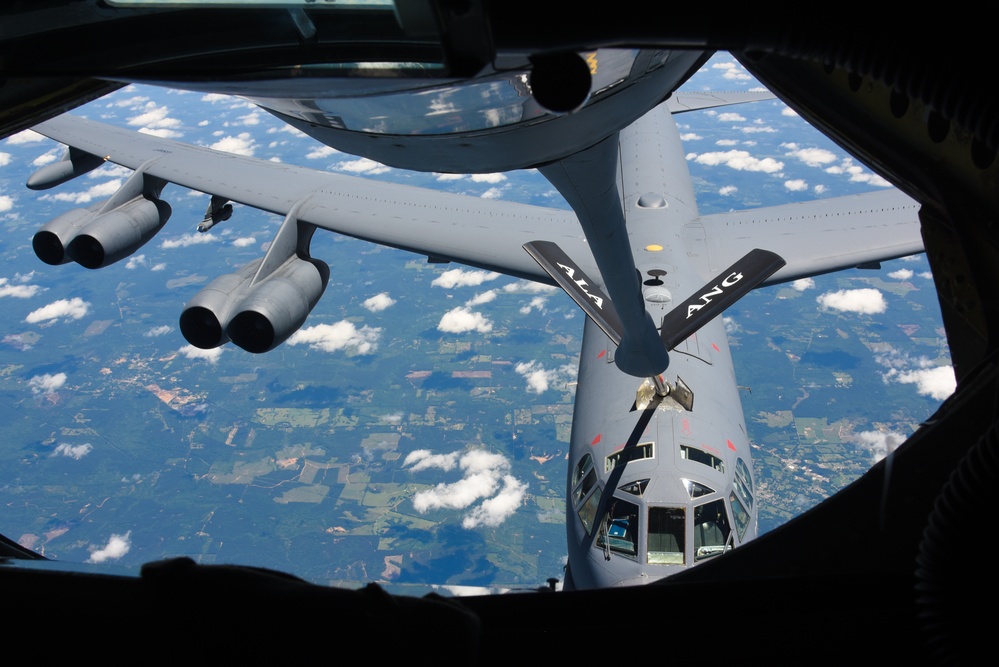 B-52 Air Refueling