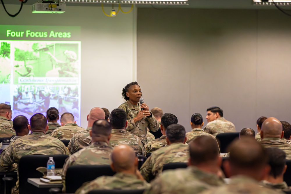 Senior Warrant Officer Advisor to the Chief of Staff of the Army Fort Bliss visit